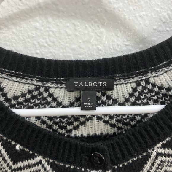 Talbot's Cozy Black & White Button Up Snowflake Fair Isle Cardigan Sweater Small - Picture 3 of 7